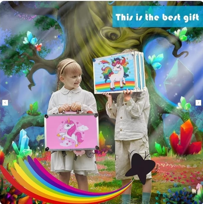 Poppybox 145 Pieces Art Supplies Set for Kids