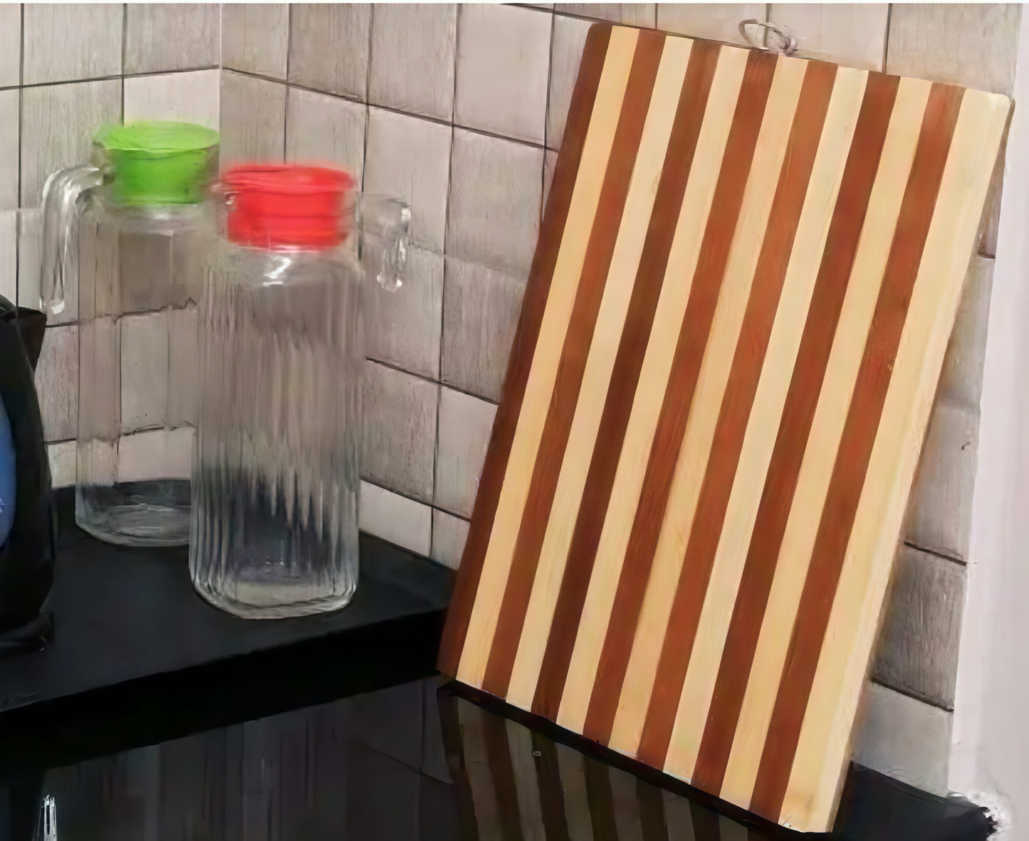 Poppybox Durable Wooden Chopping Board